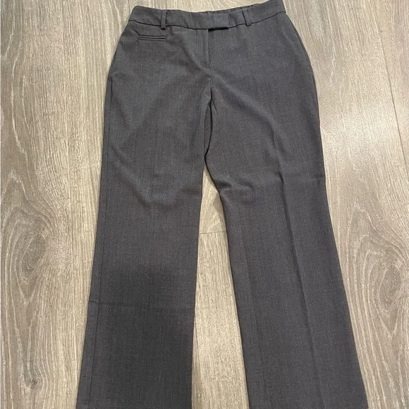 Women's Dress Pants Bundle - Banana Republic, KUT, JM Collection - Size 4/4P/4PS - Picture 8 of 8